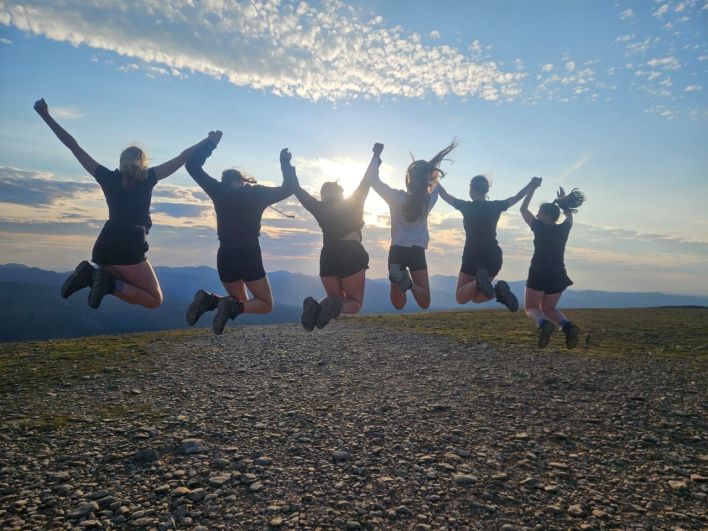 708_708_40786f4fc537afff6db611db2327343a.jpg?m=1758295769